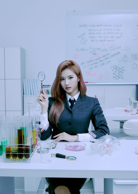 sana in the study visual﻿