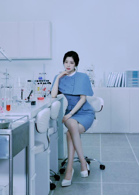 dahyun in the study visual