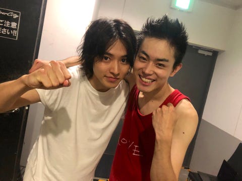 菅田將暉不只演技超狂 緋聞女友是小松菜奈 摯友還是神級 菅田將暉不只演技超狂 緋聞女友是小松菜奈 摯友還是神級