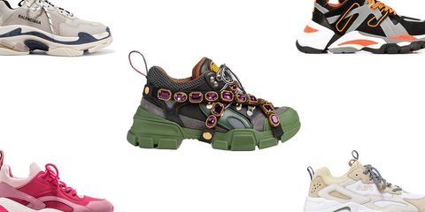 Shoe, Footwear, Outdoor shoe, Hiking boot, Walking shoe, Sneakers, Athletic shoe, Font, Running shoe, Hiking shoe, 