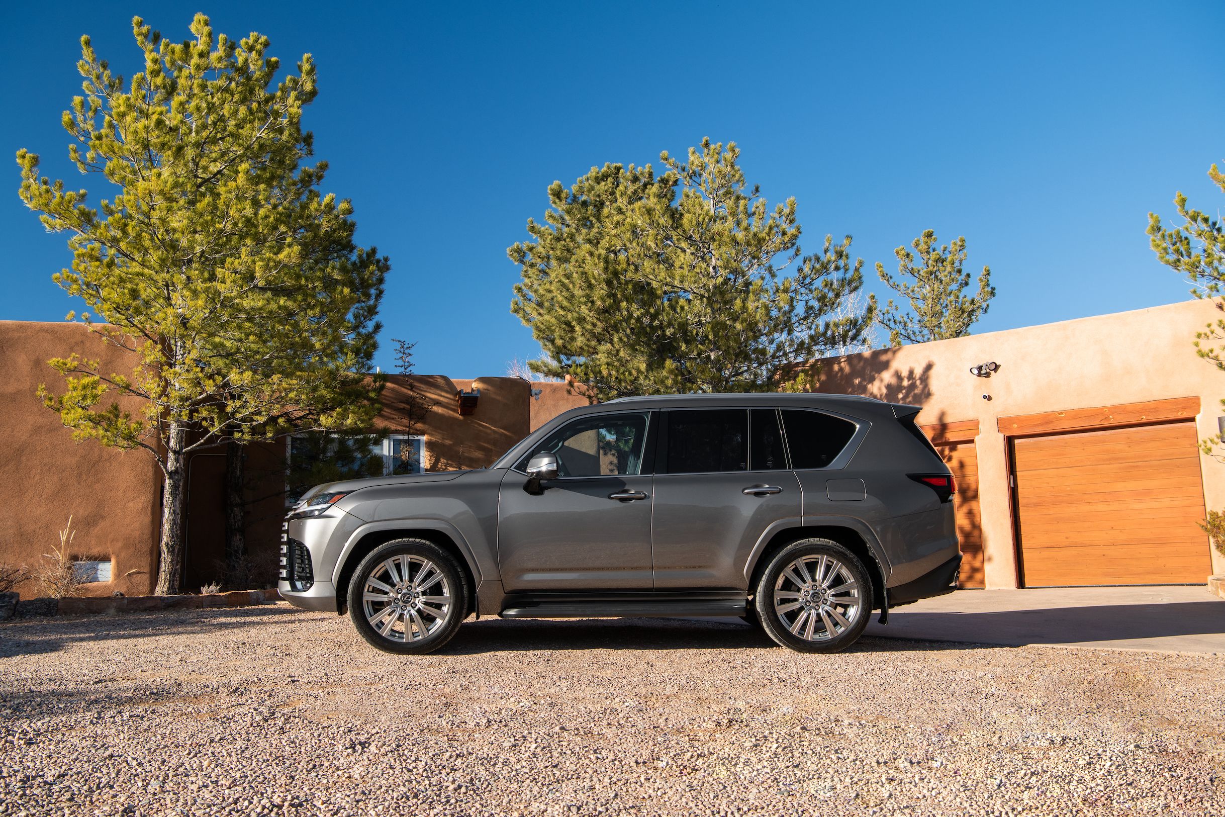 2022 Lexus LX 600 First Drive Review - Yanko Design