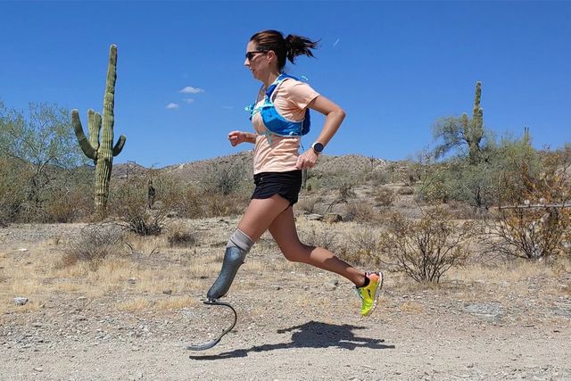 jacky huntbroersma, la ultrarunner amputada que busca 100 maratones en 100 días