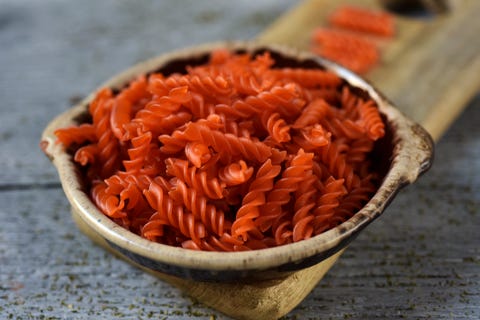 foods high in iron - red lentil pasta