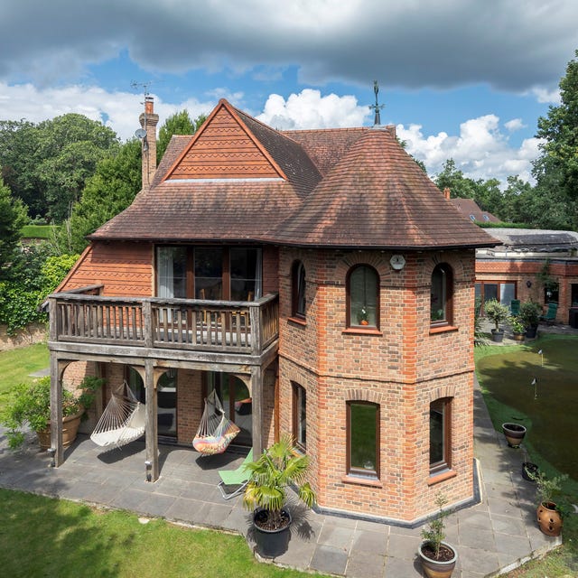 Two Houses Within Circular Courtyard For Sale In Kingston
