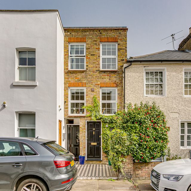 super skinny london home for sale for £775k
