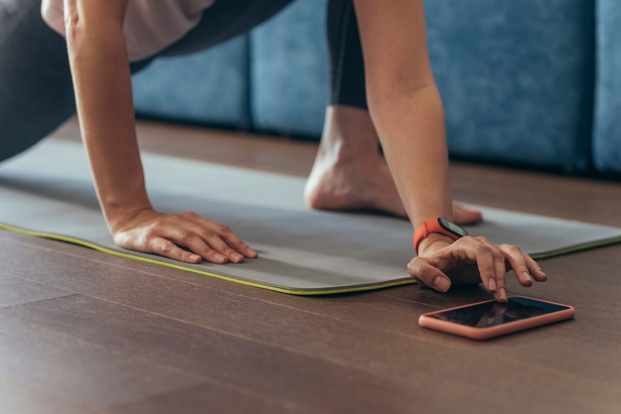 The Best Stretching Apps to Guide You Through Warmups and Cooldowns