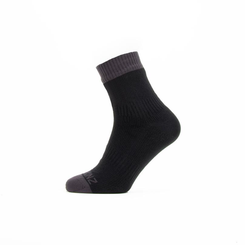 sealskinz waterproof warm weather sokken enkelhoogte zwartgrijs