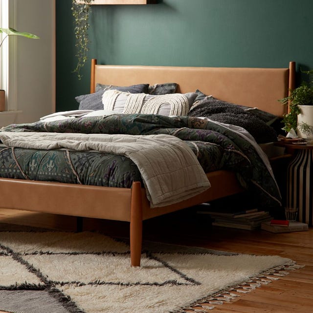 urban outfitters bed