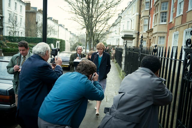 the crown s4 picture shows diana princess of wales emma corrin filming location earl's court