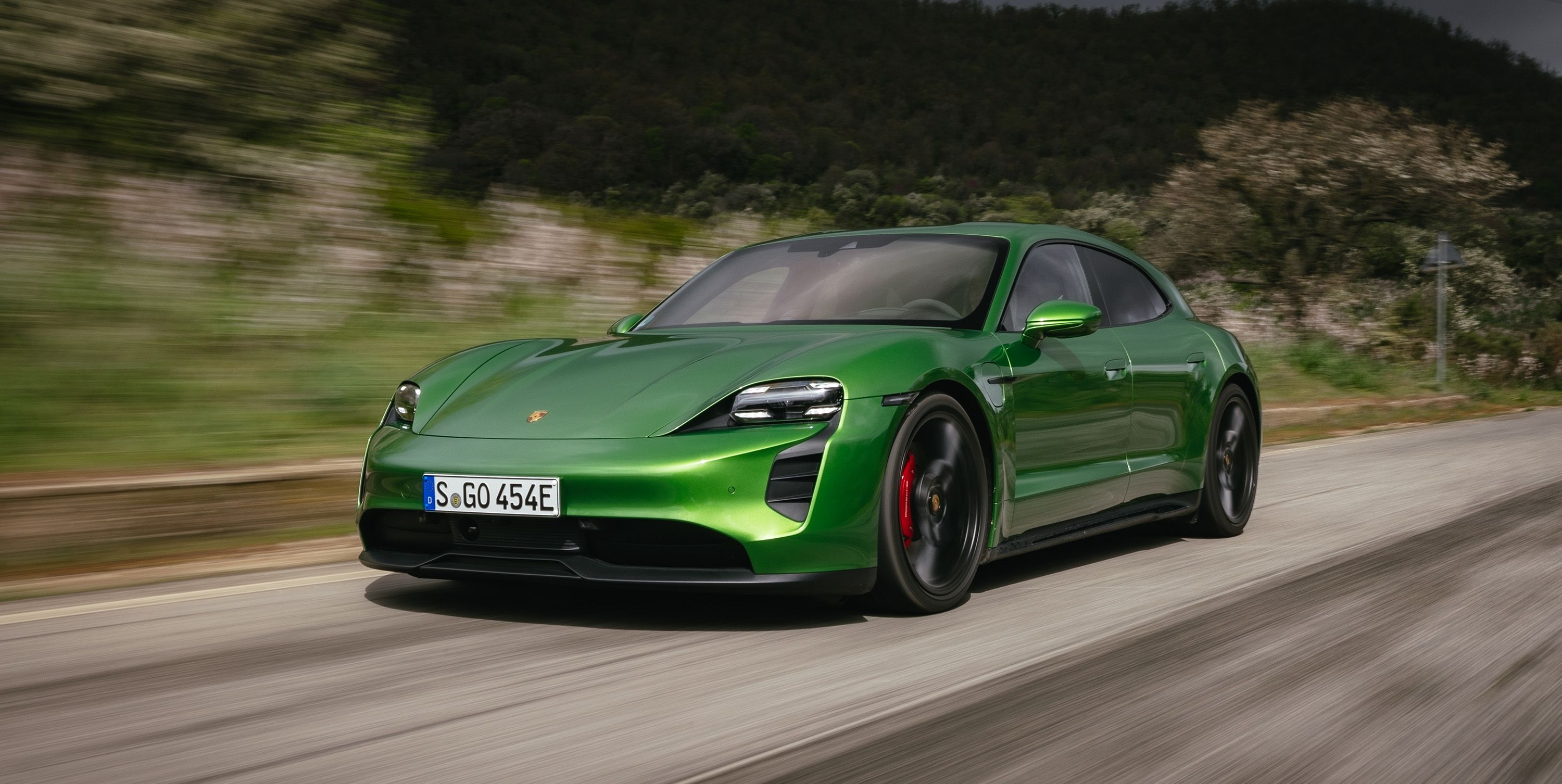 2023 Porsche Taycan, Audi RS E-Tron GT Recalled For Battery-Fire Risk