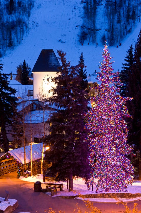 40 Best Christmas Towns Top Christmas Towns In The Usa 0756