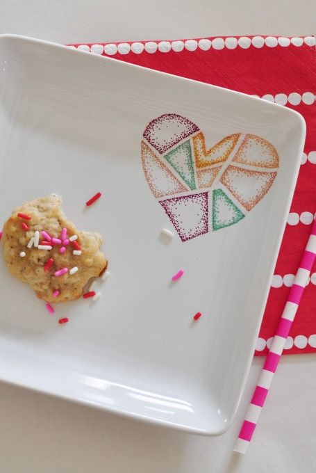 valentine's day cookie dish