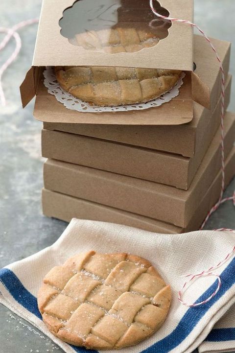 valentines day cookies — lattice cookies
