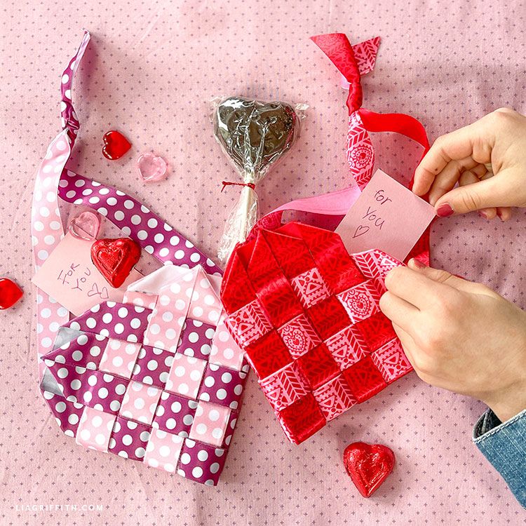 60 Adorable Valentines Day Crafts That are Simple and Fun 2022