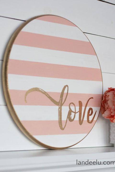 round love sign valentines day crafts