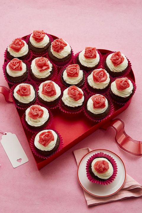 valentines day cakes mini rosebud cupcakes
