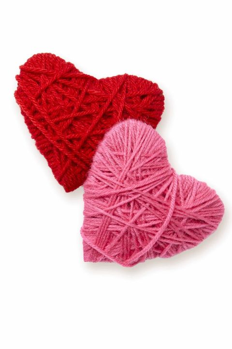 valentines day decor — yarn hearts