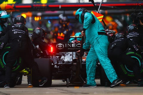 pit stop of valtteri bottas at the gp of Russia in 2021