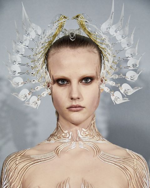 The Best Hair And Make-Up Looks From Couture Fashion Week SS21