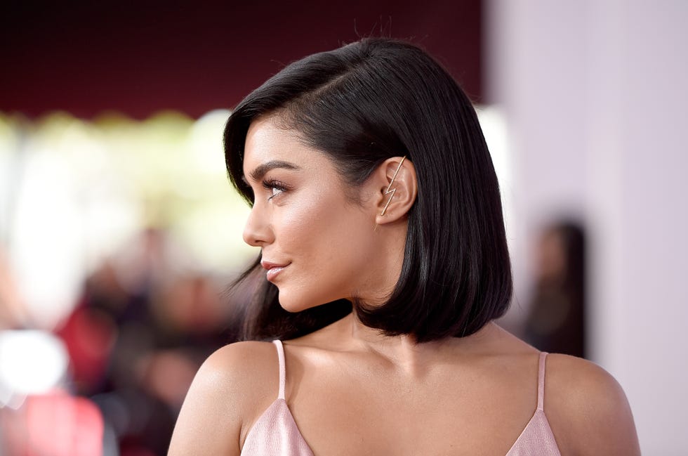 All the Looks from the 2018 American Music Awards Red Carpet