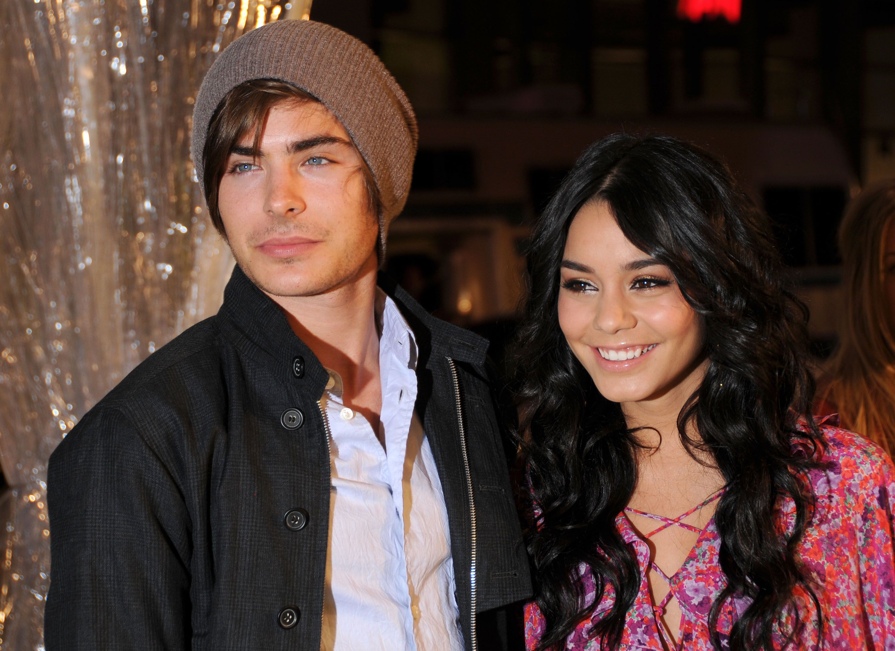 The Most Nostalgic Vintage Photos Of Zac Efron And Vanessa Hudgens Celebrity Gossip News