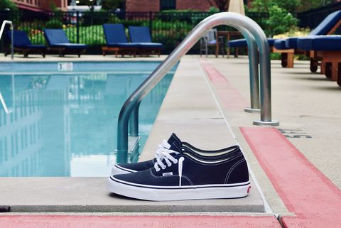 Ezel contrast schors The Vans Authentic Review: An Ideal Summer Sneaker, Tested