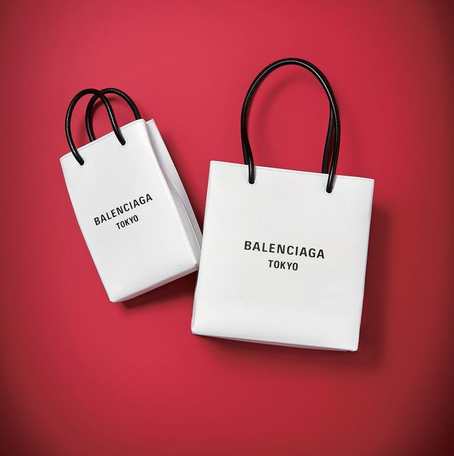 バレンシアガのバッグ