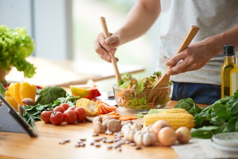 夕食軽めダイエット の正しい方法 誤解していると逆効果 夕食軽めダイエット の正しい方法 誤解していると逆効果