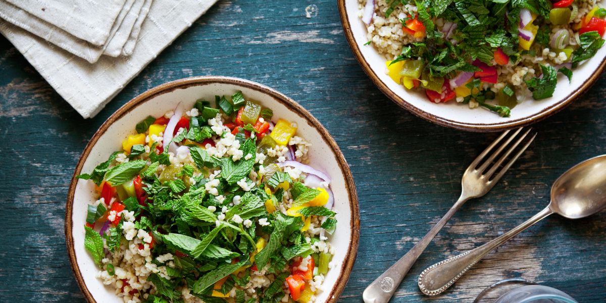 8 Best Trader Joe's Salads, According To Nutritionists