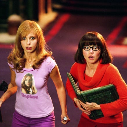 Buffy star Sarah Michelle Gellar reveals 'steamy kiss' with Linda Cardellini was cut from Scooby-Doo Buffy star Sarah Michelle Gellar reveals 'steamy kiss' with Linda Cardellini was cut from Scooby-Doo