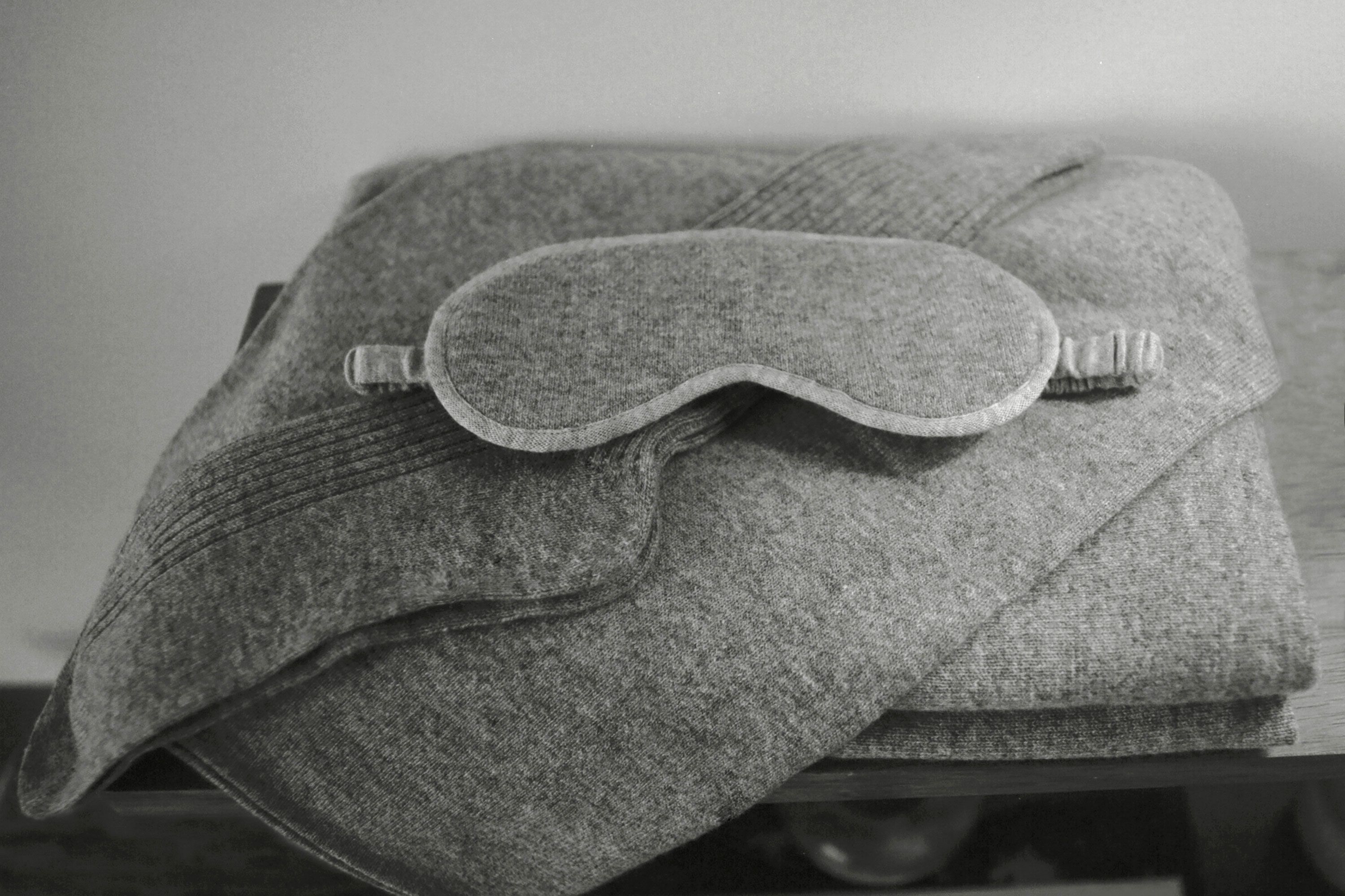 Introducing Ven travel brand airport cashmere travel set blanket, pillow