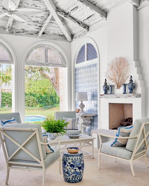 Palm Beach Home Tour See Inside The Crisp And Fresh Florida Mansion