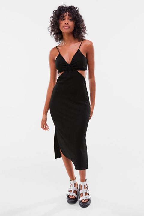 El vestido de aberturas más top de Instagram está en Bershka El vestido de aberturas más top de Instagram está en Bershka