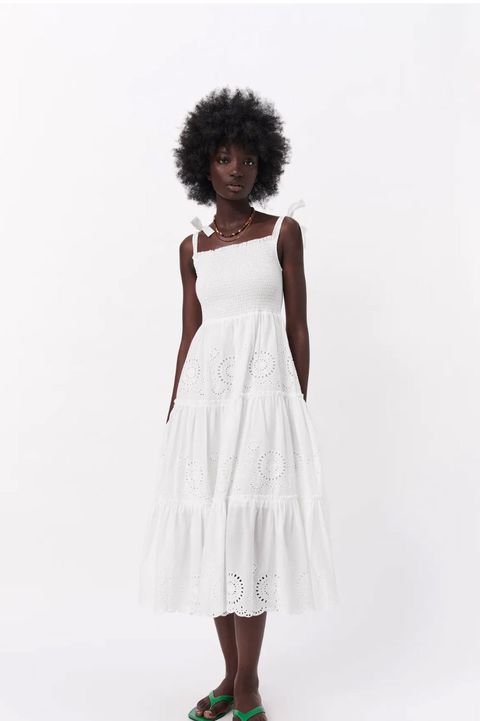 Los vestidos blancos que arrasan Zara, H&M...