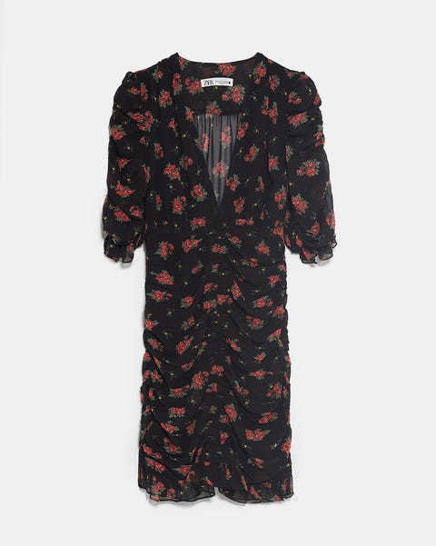Los vestidos más vistos en Zara: cortos y ajustados Los vestidos más vistos en Zara: cortos y ajustados
