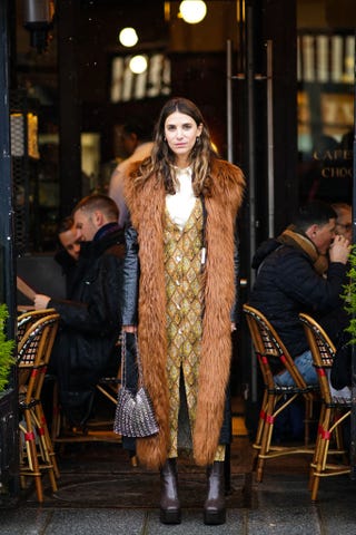 Looks inspiración años 70 del street style Looks inspiración años 70 del street style