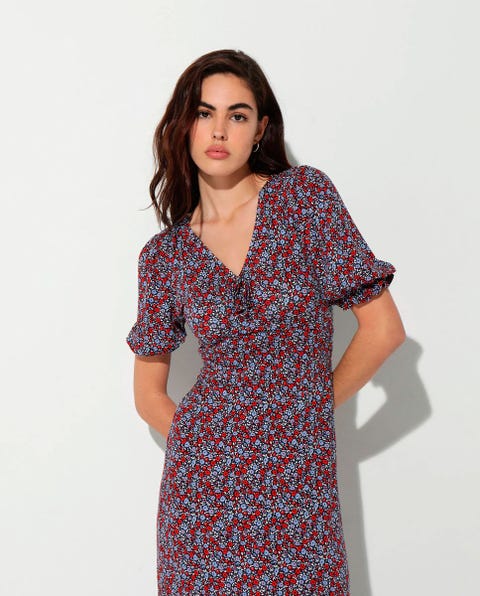 Arrasa el vestido midi floral efecto mágico de 17 € del Corte Inglés Arrasa el vestido midi floral efecto mágico de 17 € del Corte Inglés