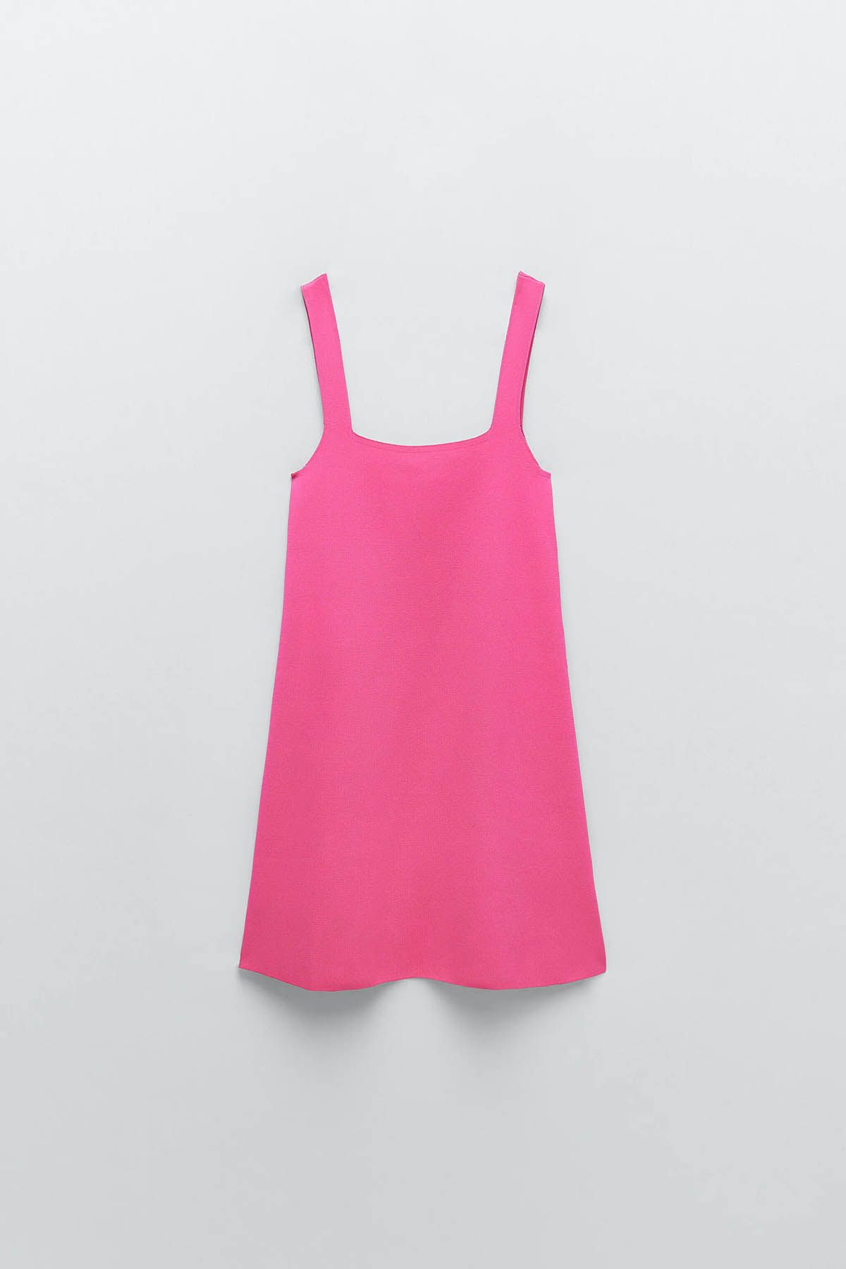 Zara tiene el vestido rosa, naranja o lila más deseado de la primavera 2021