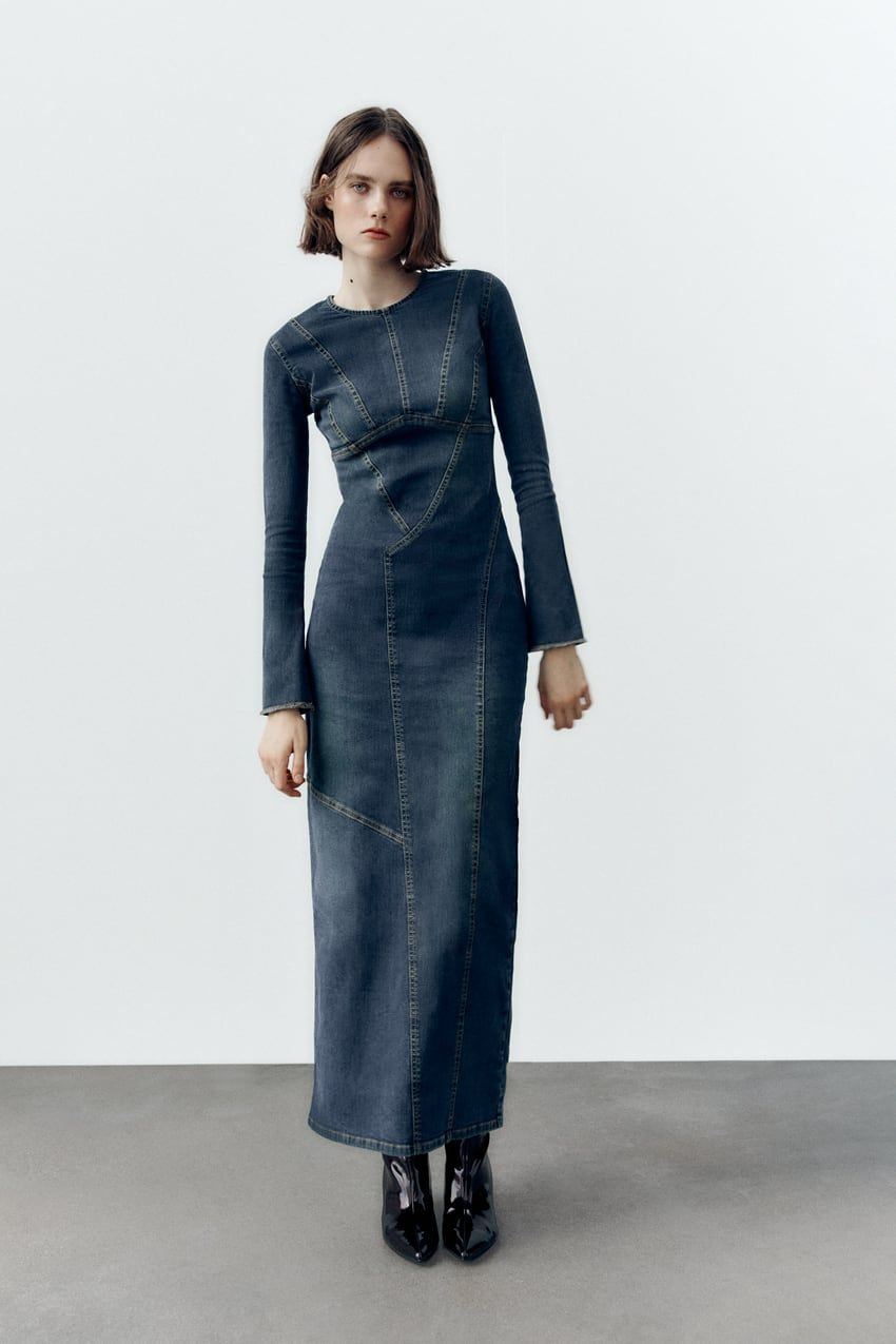 El top ventas Zara es este vestido largo vaquero fit