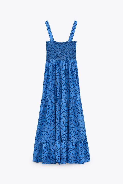 Zara tiene 5 vestidos largos de verano ideales para