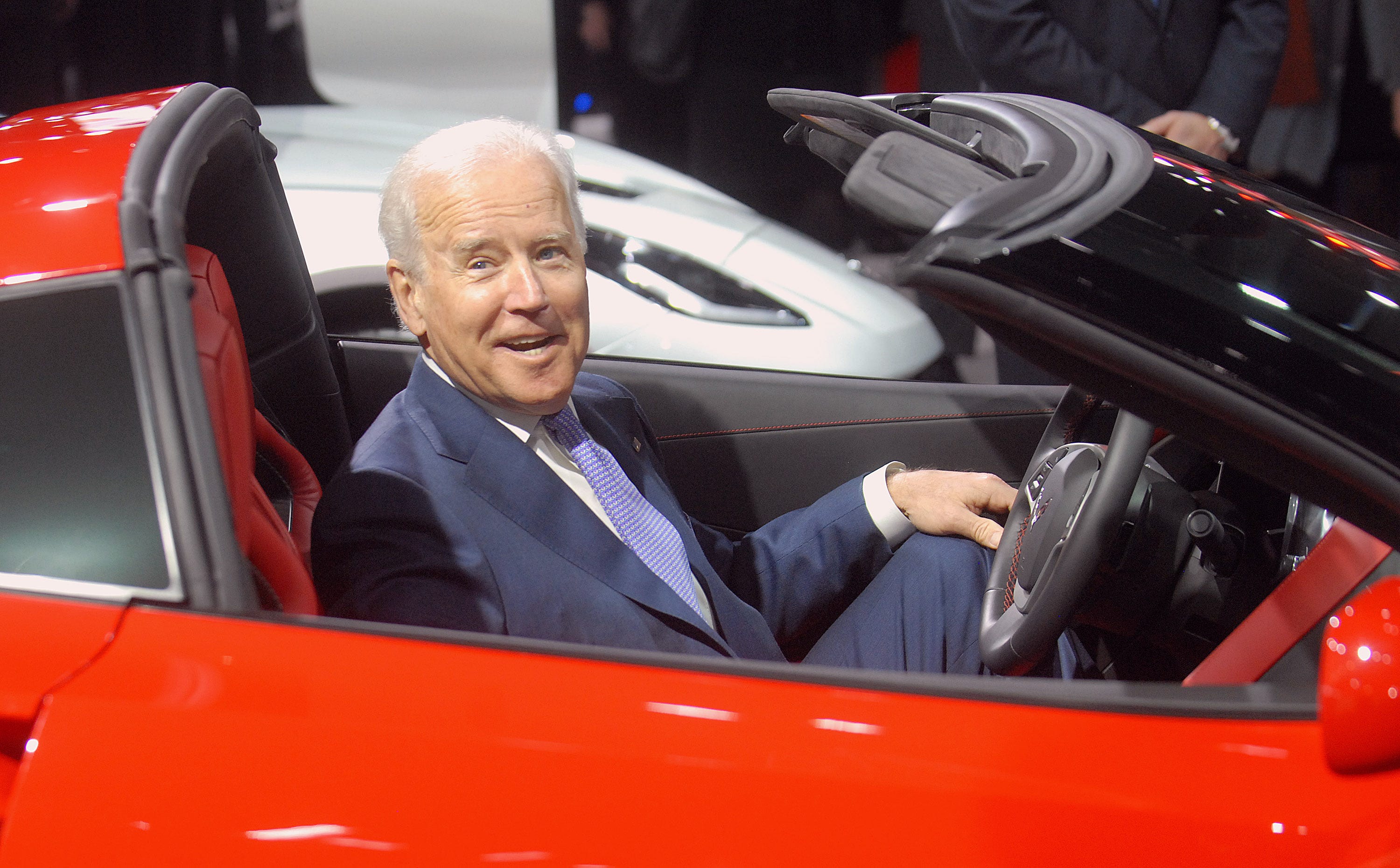 President Is Eager to Drive the Electric Chevy Corvette e-Ray