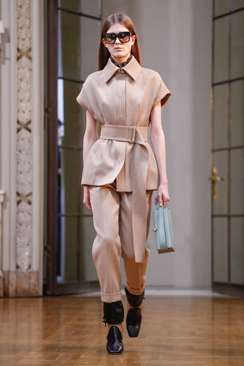 26 Looks From Victoria Beckham Fall 2018 NYFW Show – Victoria Beckham ...