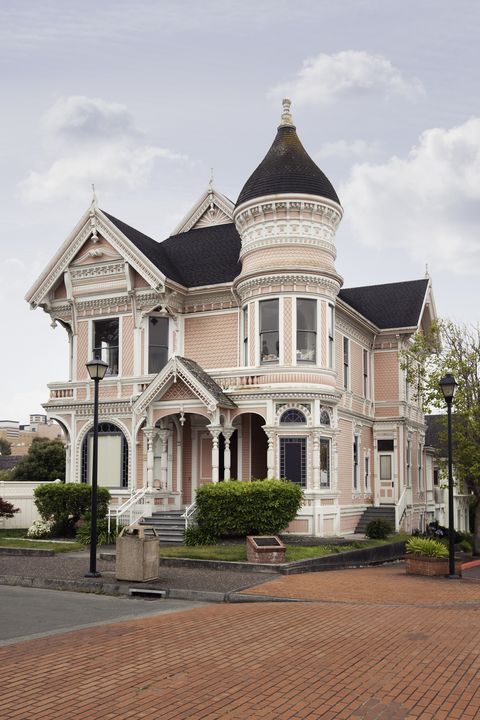What Is A Victorian Style House? - Victorian House Design ...