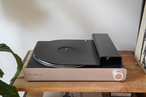 Victrola Stream Carbon Review: the Ultimate Turntable for Sonos Lovers?