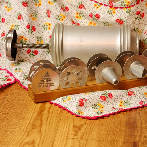 vintage kitchen tools like cookie press