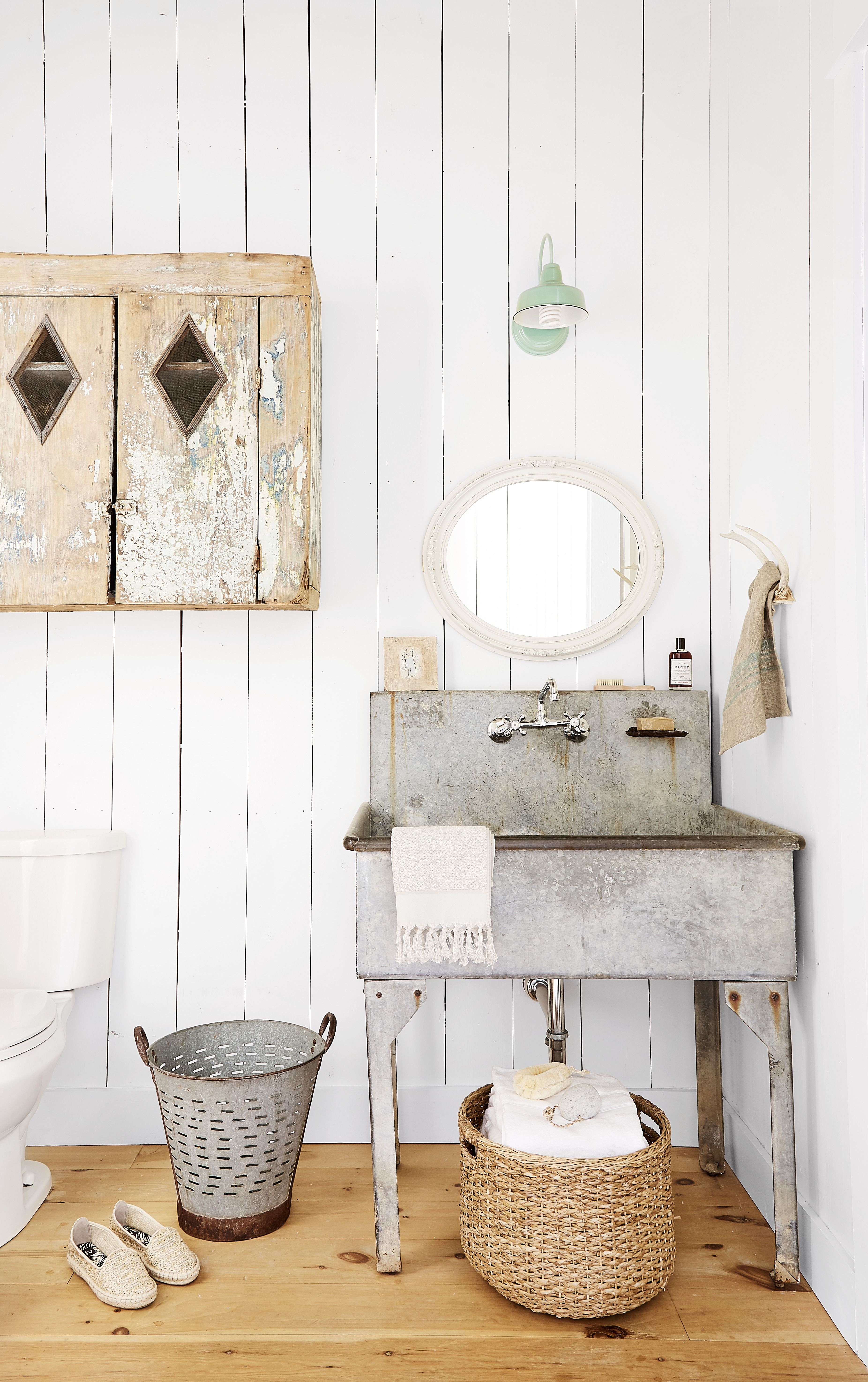 20 Half Bathroom Ideas Decor Ideas For Small Spaces