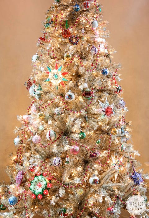 35 Stunning Christmas Tree Decorating Ideas And Photos 2020