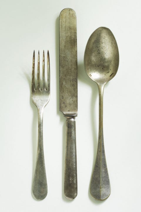 45 Antiques Worth a Lot of Money - Valuable Antiques and ...