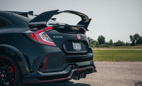 2019 Honda Civic Type R Vs 2019 Vw Golf R Which Is The Hottest