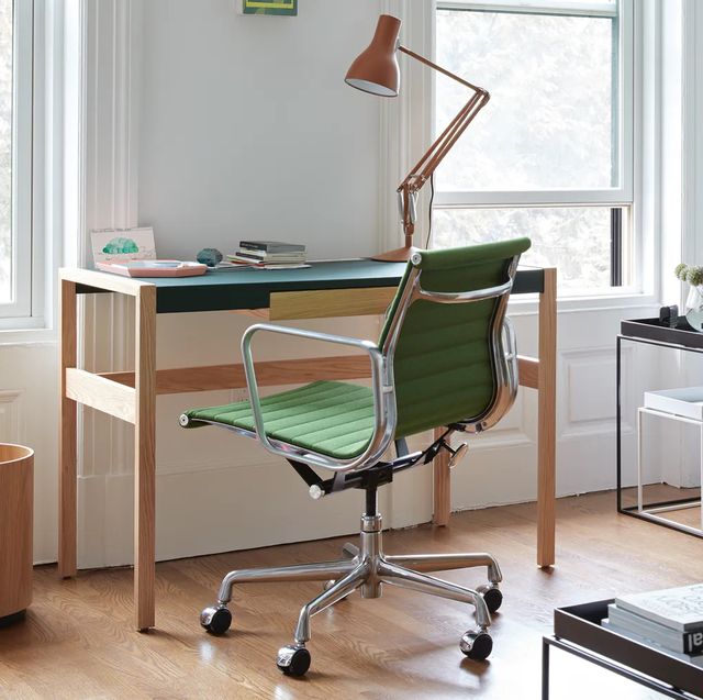 green eames aluminum group side chair